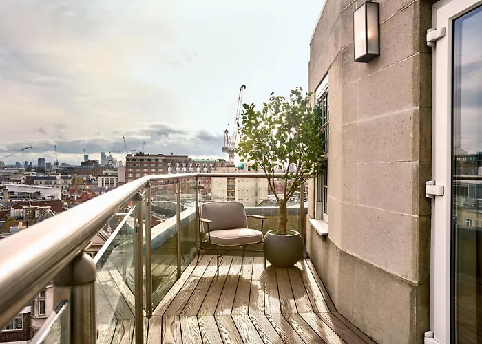 Radisson Blu , London Bond StreetBoutique Hotel